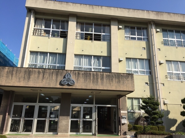 西和佐小学校　　　　　　　　　　